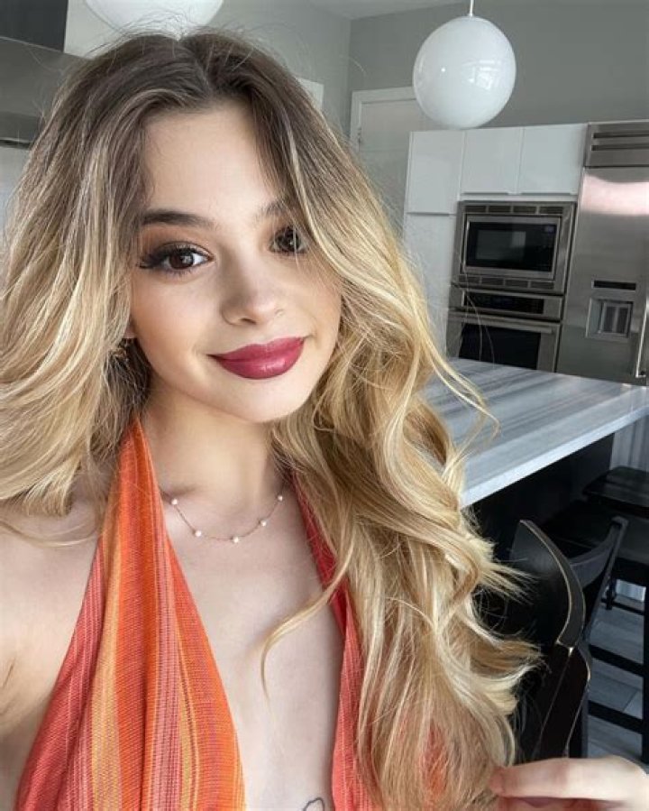 Jess Molli Height, Weight, Net Worth, Age, Birthday, Wikipedia, Who, Instagram, Biography